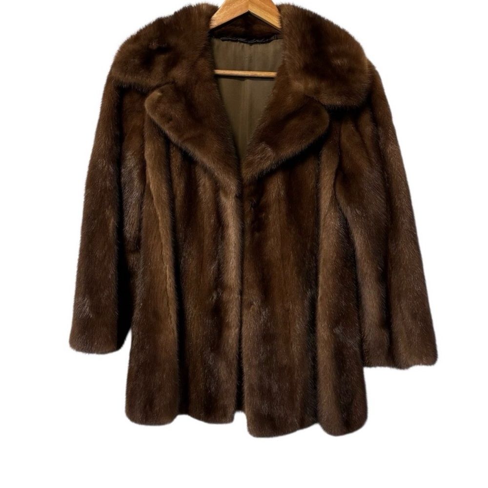 Elegant Brown Fur Coat